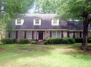 307 Shaftesbury Ln, Summerville, SC 29485