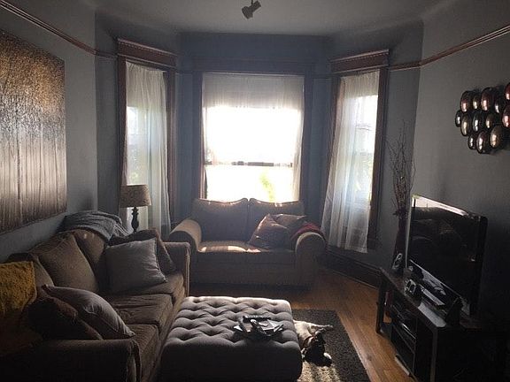3rd image of 3751 N Clifton Ave #3