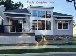 4292 Campus Ct, Willoughby, OH 44095