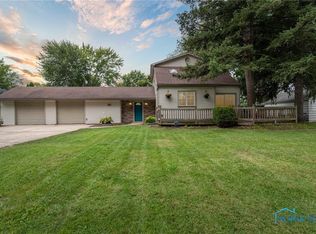4010 Orono Dr, Toledo, OH 43614