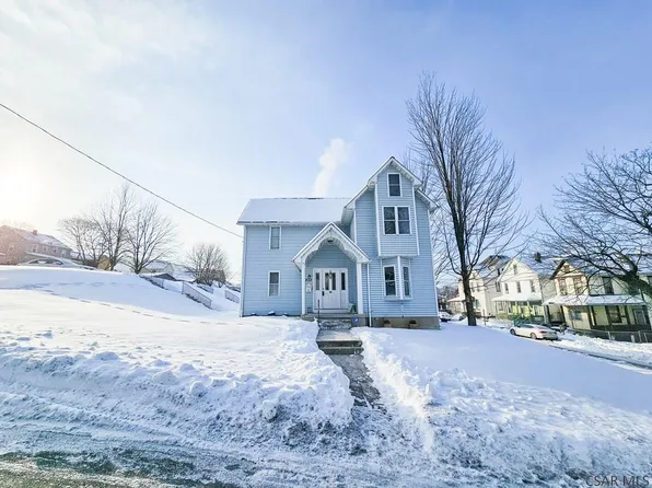 302 Hickory St, Johnstown, PA 15902