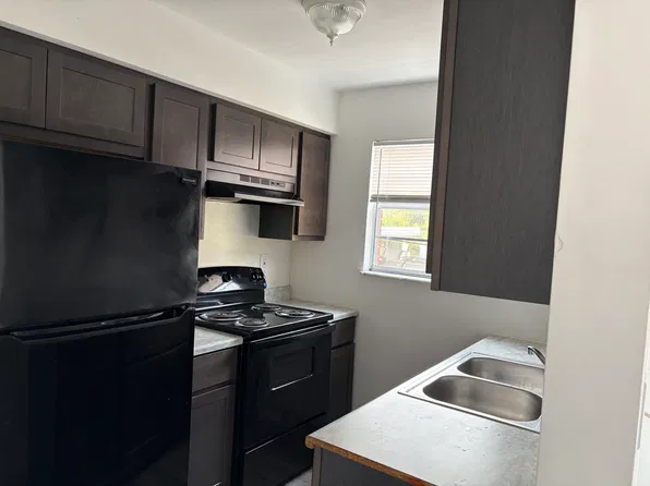 307 W Park Dr #307B, Belleville, IL 62226