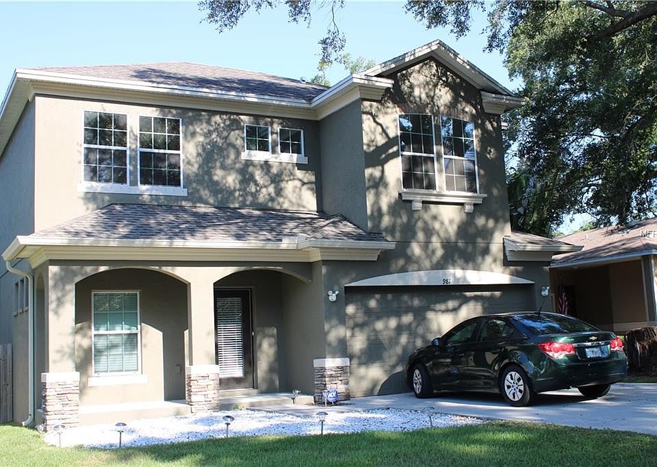 1st image of 981 Harbor Hill Dr