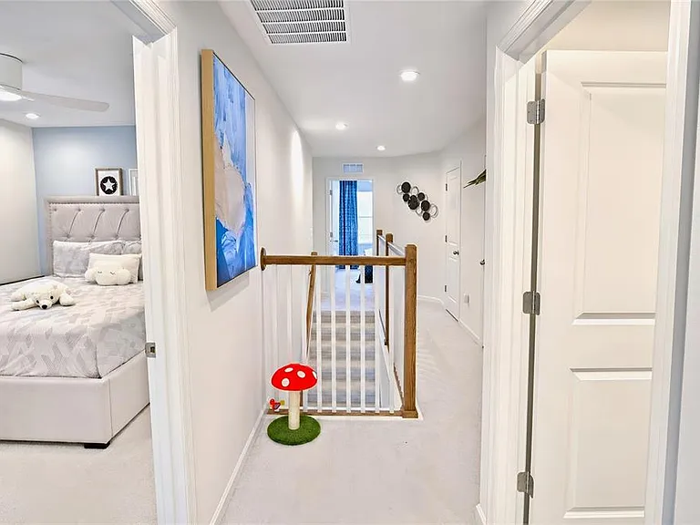 1120 Lakeshore Breeze Pl — Photo 25