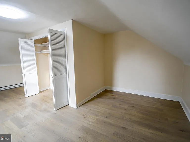 3817 Dennison Ave — Photo 19