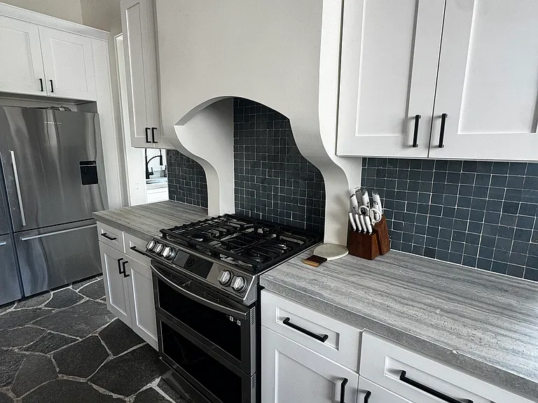 241 Ruth Ave — Photo 11
