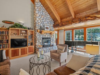 57661 Poplar Loop, Sunriver, OR, 97707