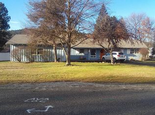 2706 S Raymond Rd, Spokane, WA 99206