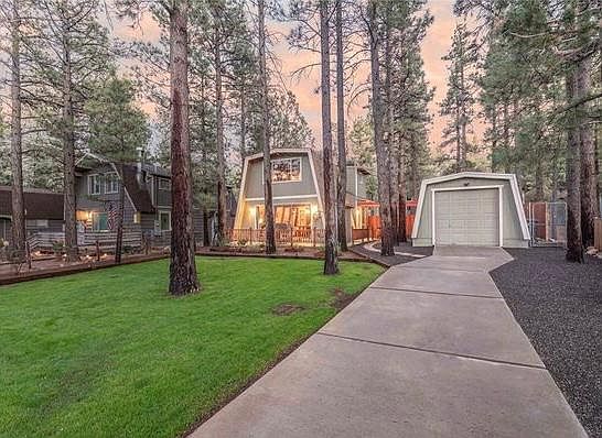 1st image of 2248 Manzanita Ln