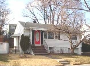 483 Prospect St, Hasbrouck Heights, NJ 07604