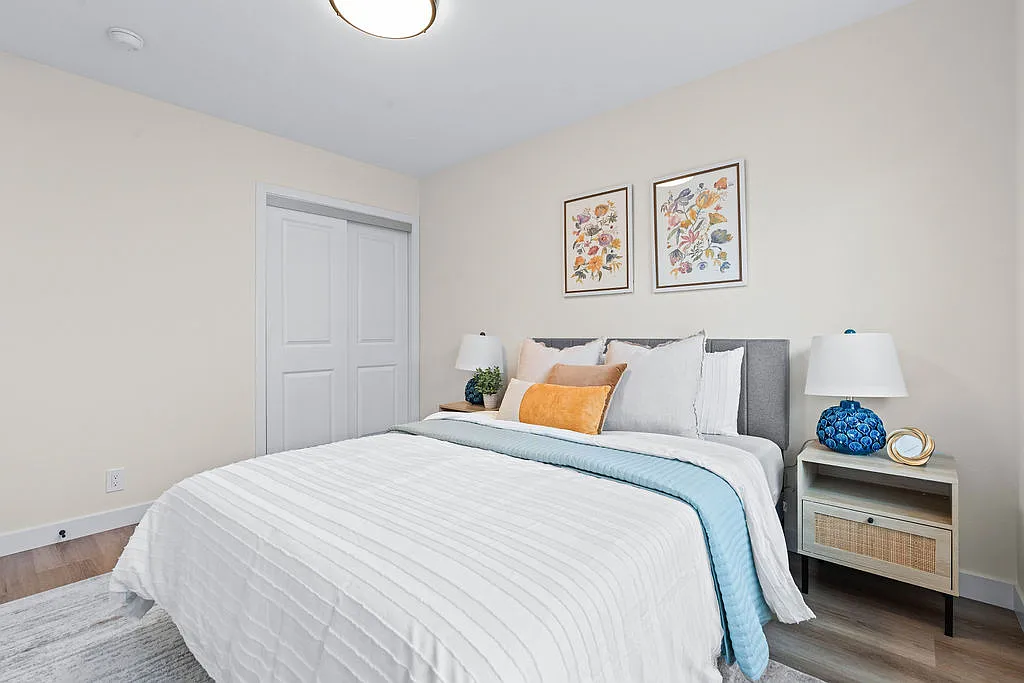 4 bed, 1390 sqft, $9,500 — Photo 3