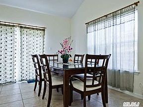 5th image of 6A Oakley Ave
