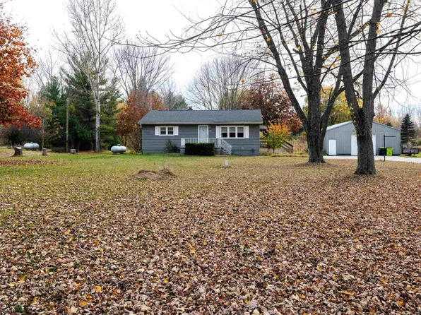 155 W Seidlers Rd, Kawkawlin, MI 48631