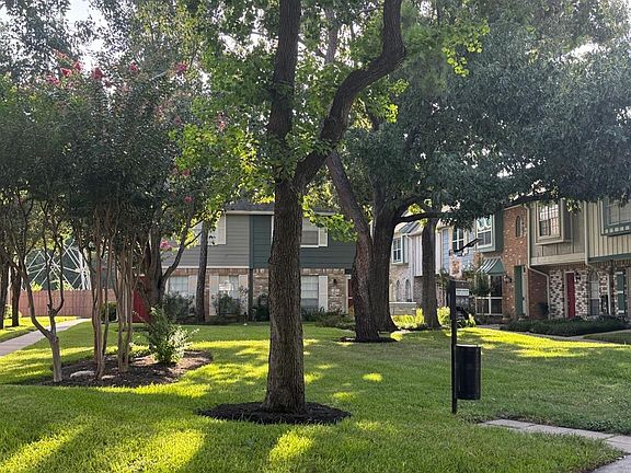 3rd image of 11002 Hammerly Blvd APT 155