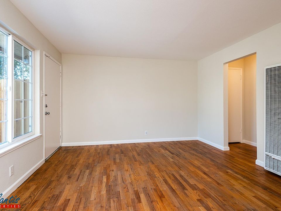 1st image of 2318 Karen Dr APT 4