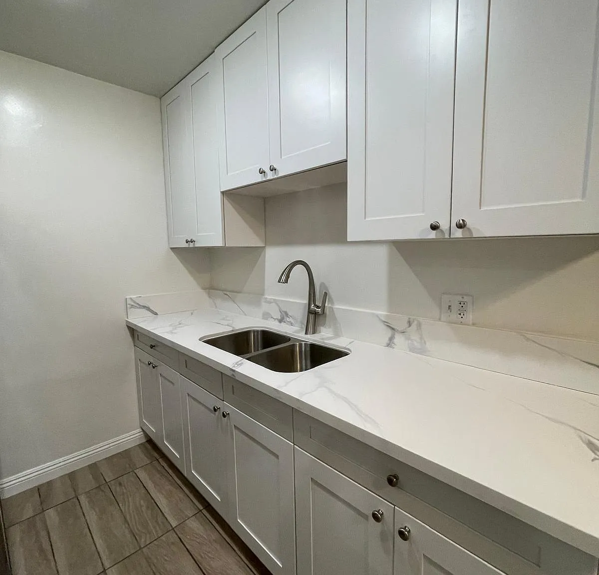 1 bed, 650 sqft, $2,100 — Photo 3