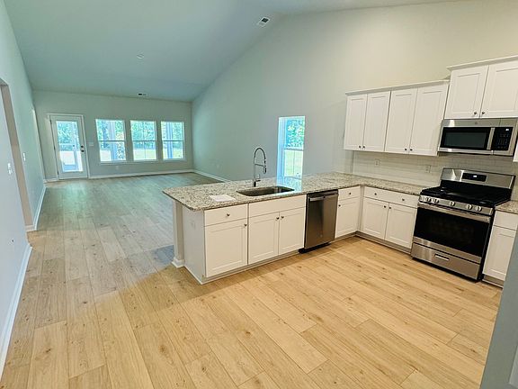 Contemporary Kitchen
