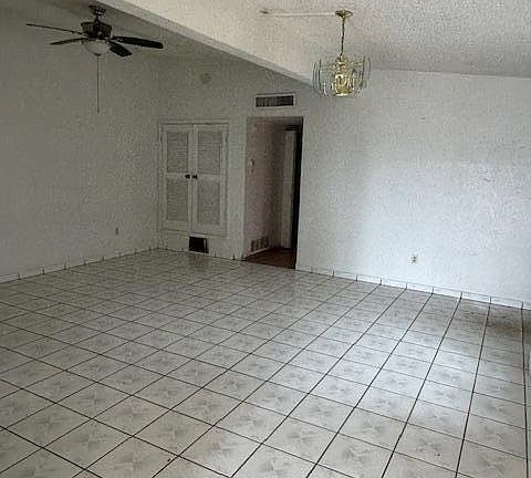 2nd image of 6055 Tampa Ave #A-b
