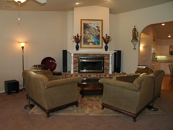Dramatic Corner Fireplace!