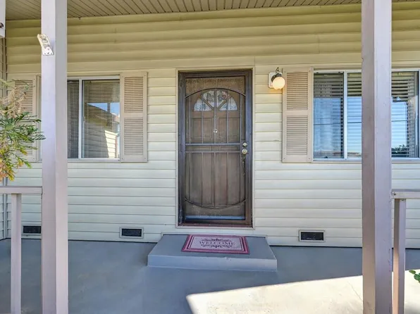 1106 G St, Rio Linda, CA 95673