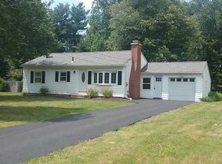 29 Rural Ln, East Longmeadow, MA 01028