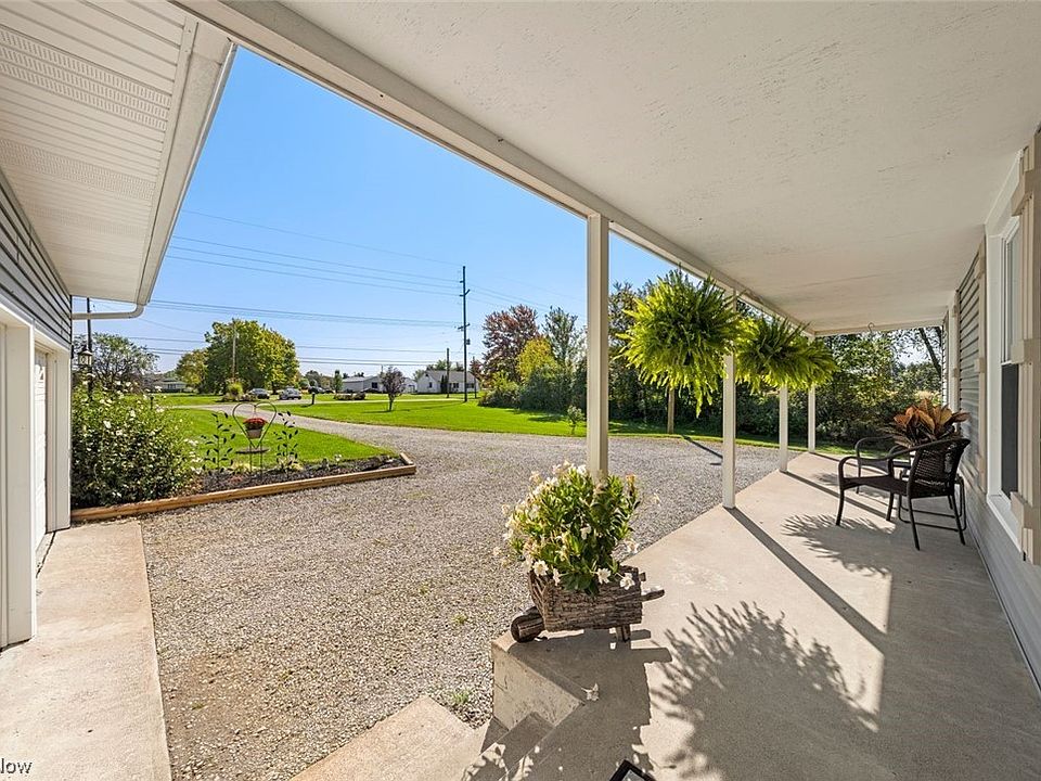18390 Indian Hollow Rd, Grafton, OH 44044 Zillow