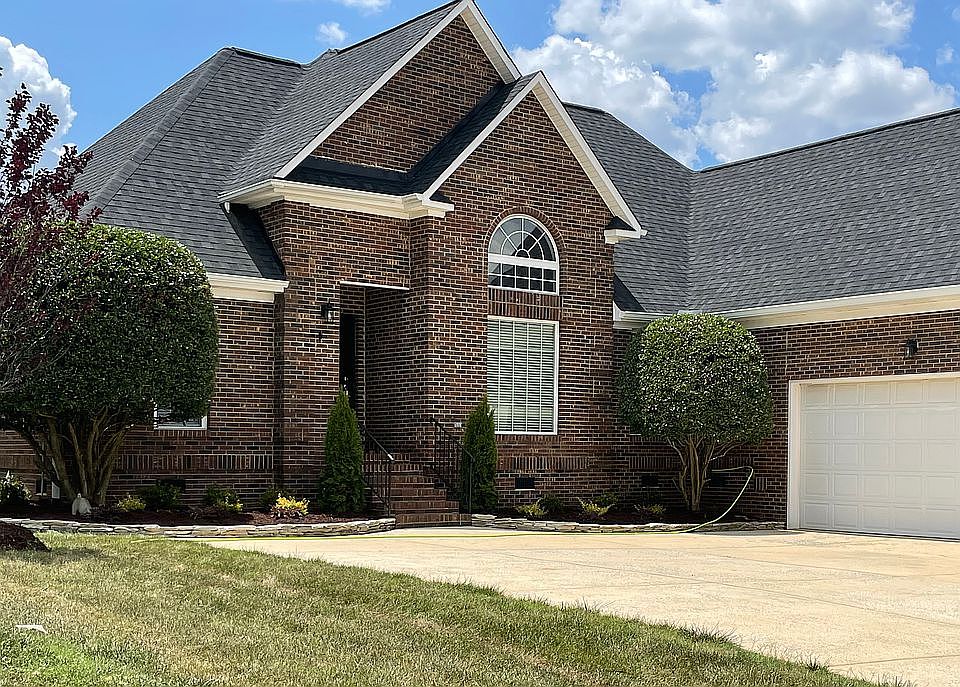1st image of 172 Fox Den Cir