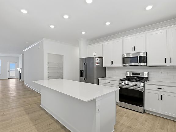 7th image of this home