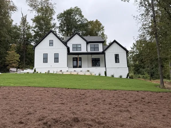 7608 Watercrest Dr, Harrison, TN 37341