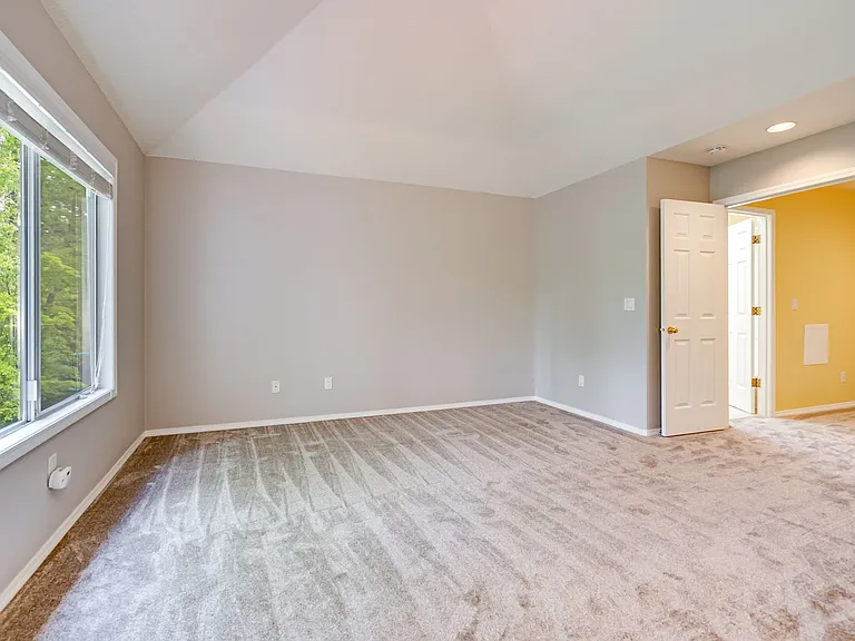 725 Ash St — Photo 39