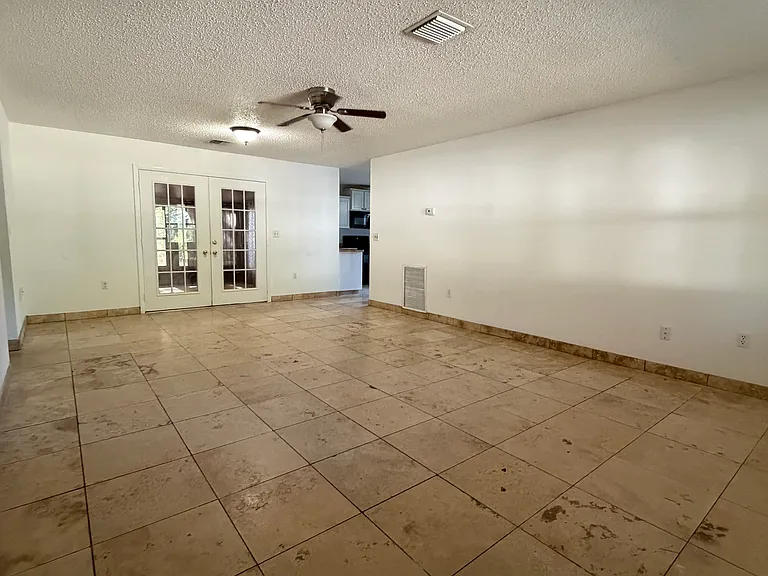13205 Whaler Dr — Photo 7