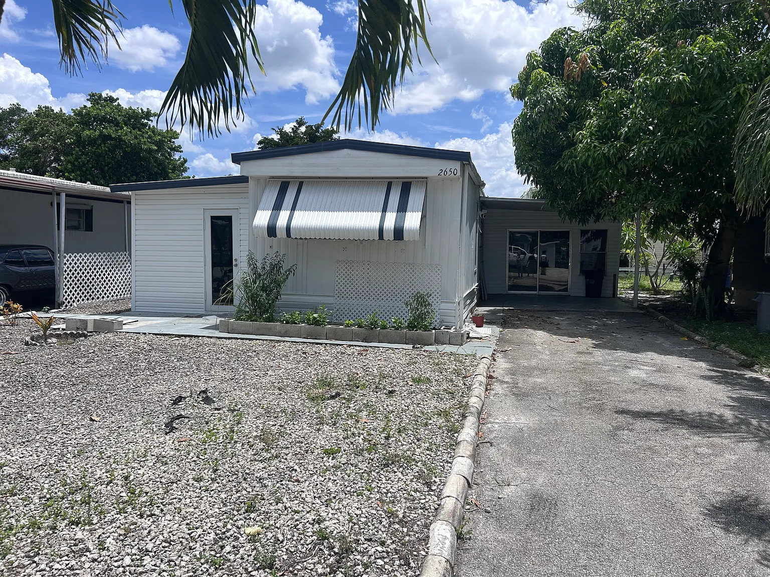 2 bed, 1.5 bath, 980 sqft, $1,800 — Photo 1