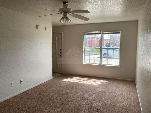 3rd image of 2803 Cantabrian Dr APT A