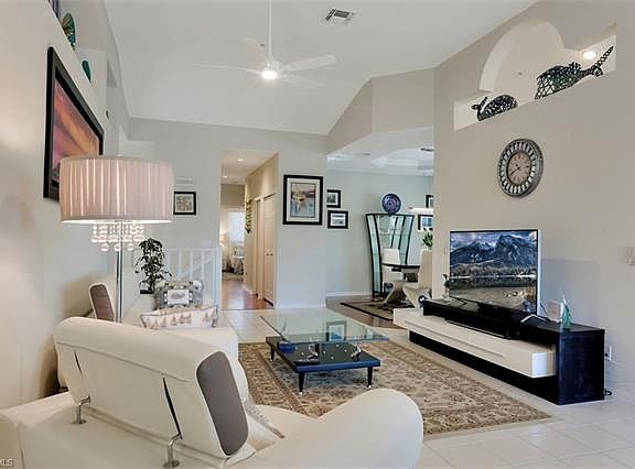 5th image of 25203 Pelican Creek Cir APT 201