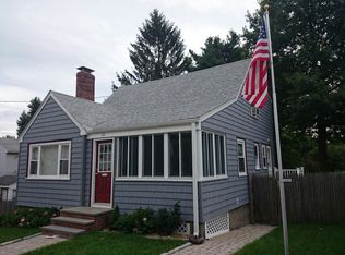 20 Glenham St, West Roxbury, MA 02132