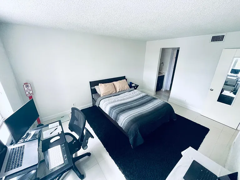9340 Lagoon Pl #205 — Photo 6