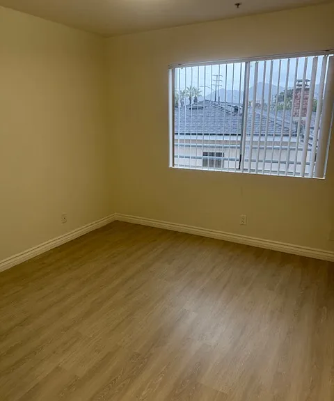 223 N Buena Vista St #103 — Photo 13