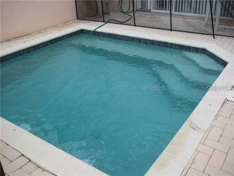 2411 Silver Palm Dr — Photo 11