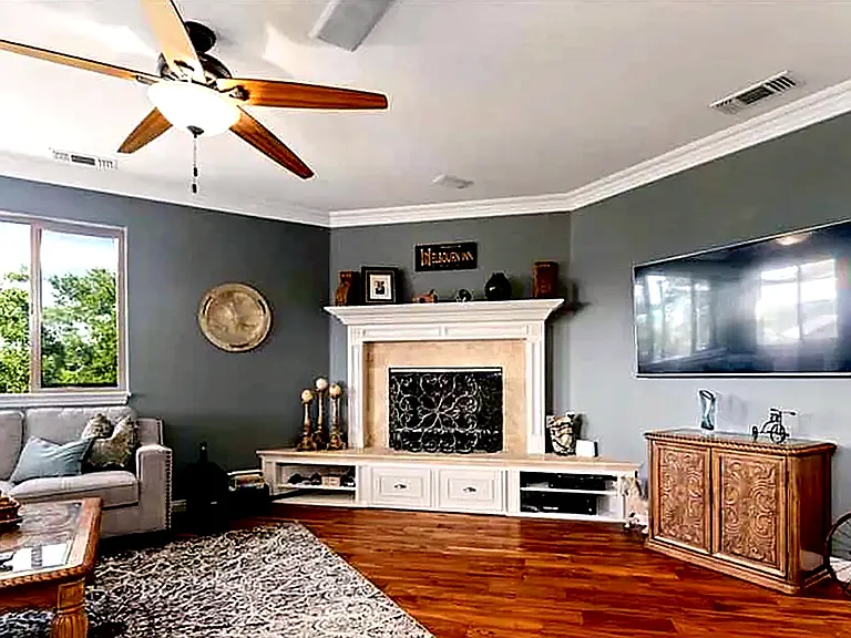 725 Red Cloud Rd — Photo 10