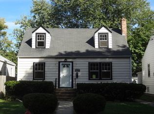 17833 Roy St, Lansing, IL 60438