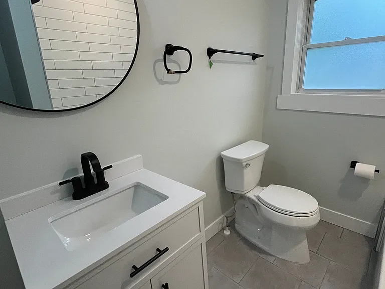 4775 S Meadowview Rd — Photo 5