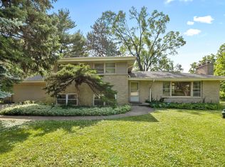 855 S Center St, Bensenville, IL 60106