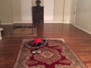 370 N Post Oak Ln, Houston, TX 77024