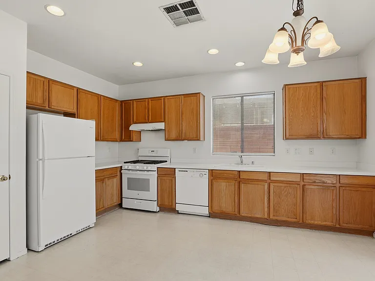04-8536 Sweet Cedar Ave_07112026