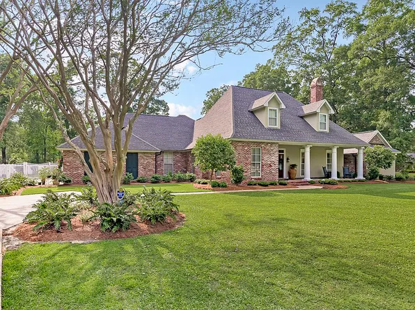 6817 Bryce Canyon Dr, Greenwell Springs, LA 70739
