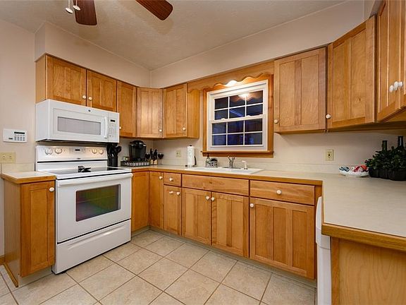 5th image of 2024 Hillocke St