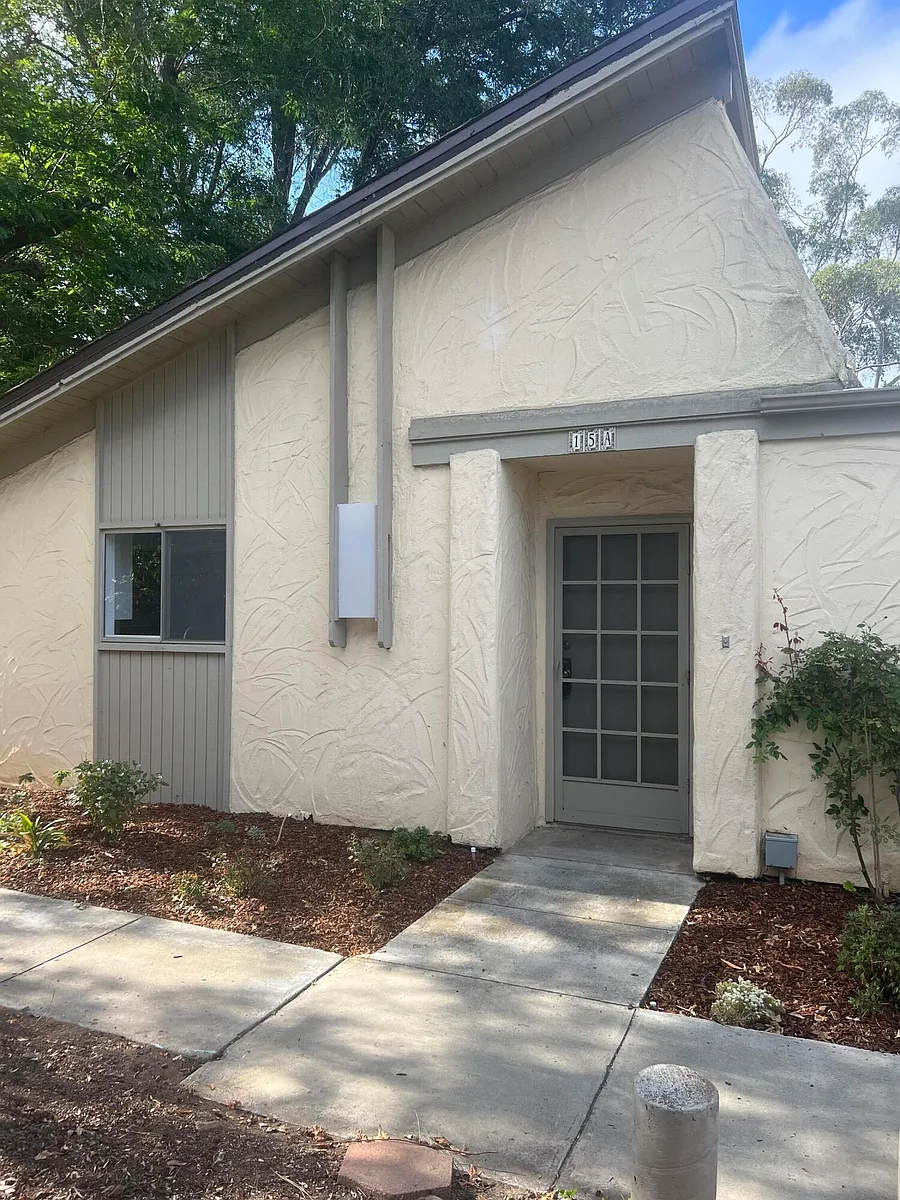 Building Photo - 15 N San Marcos Rd #A