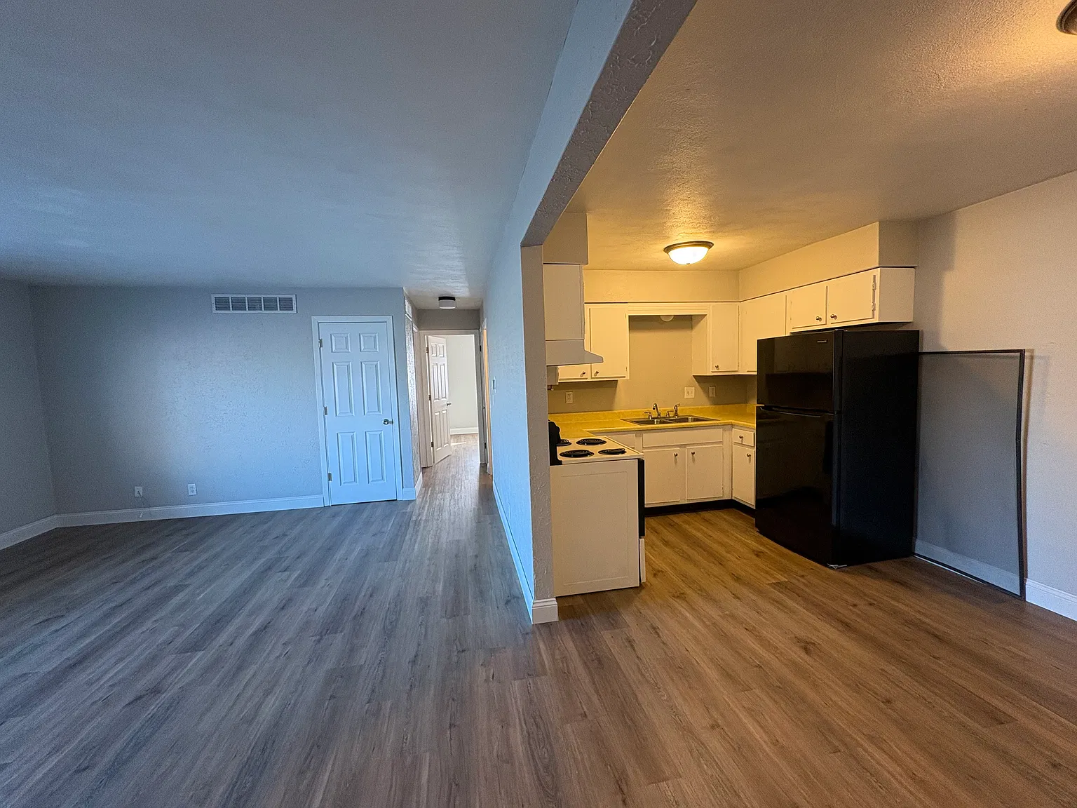 2 bed, 950 sqft, $925 — Photo 4