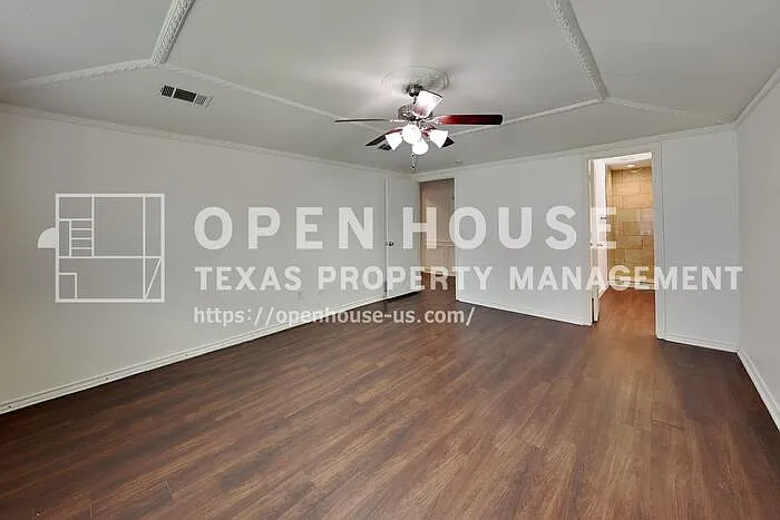 810 Rivercrest Blvd — Photo 10
