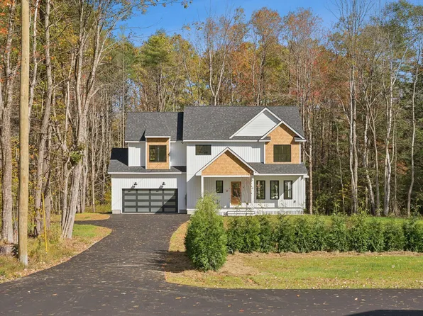 8 Statler Lane, Freeport, ME 04032